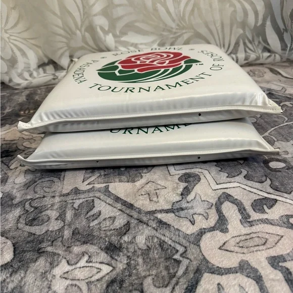 Rose Bowl Tournament of Roses Seat Cushions - Picture 8 of 15